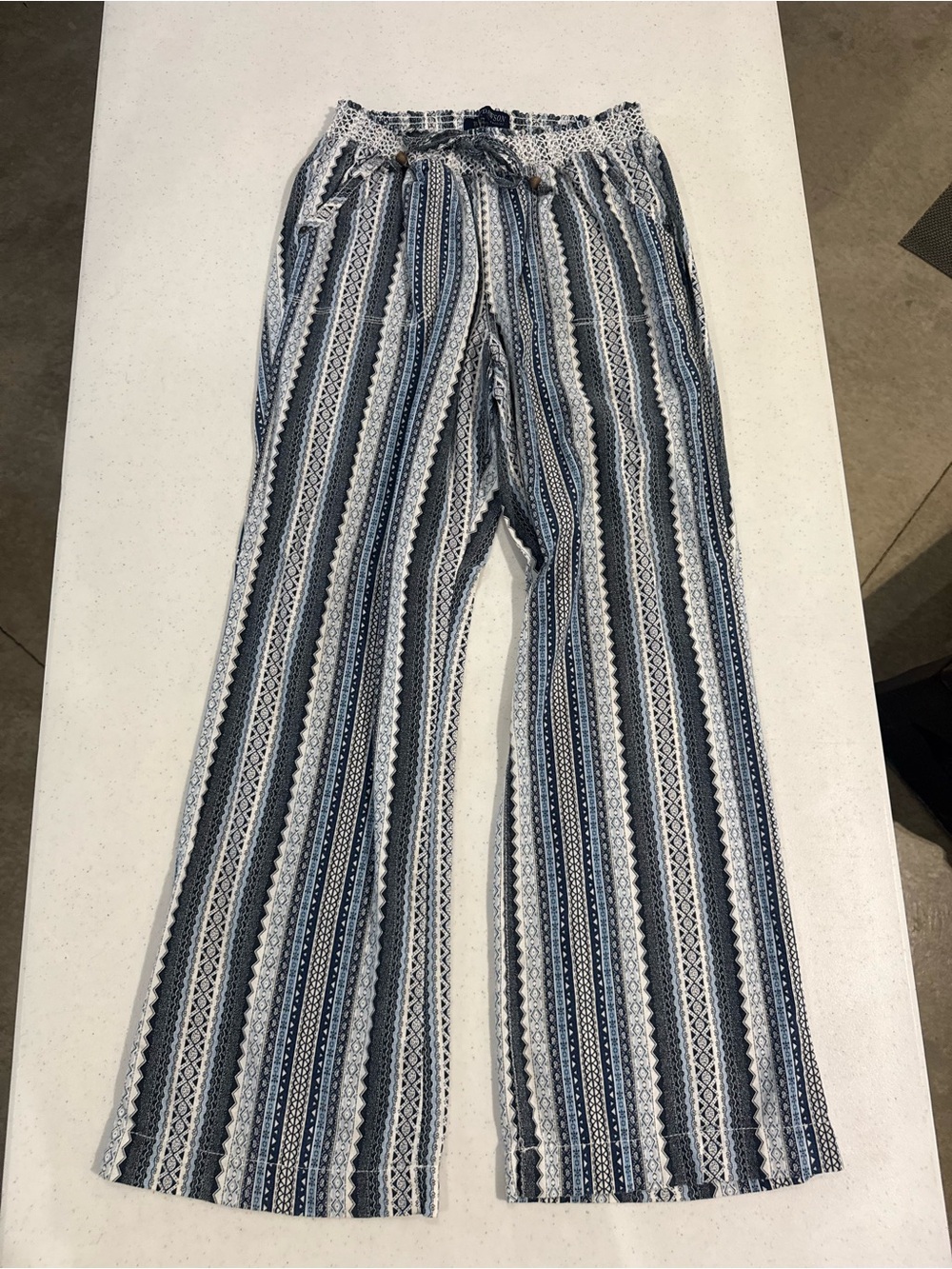 Striped Blue & White Wide-Leg Pull-On Pants